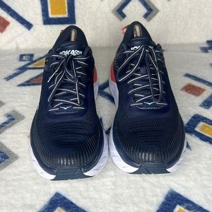 HOKA ONE ONE Women's Bondi 7